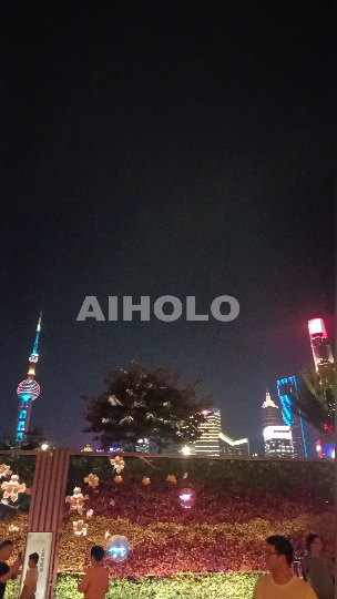 Shanghai Night Walk Outdoor Waterproof Hologram Fans Illuminate Chen Yi Square with Bund & Oriental Pearl Tower View